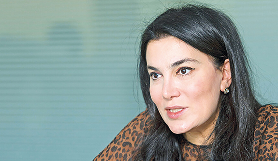 Gazeteci-Yazar Sevil Nuriyeva İsmayılov: Karabağ Meselesinde Ok Yaydan  Çıkmıştır! - Baran Dergisi - Baran-Haber-Görüş