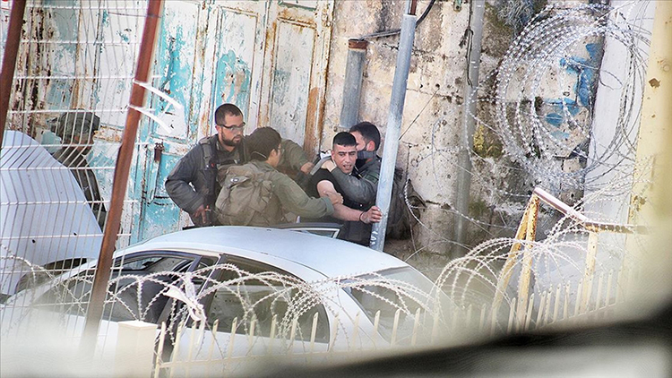 İsrail Hapishanelerinde Gardiyanların Cinsel Saldırıları Sürüyor