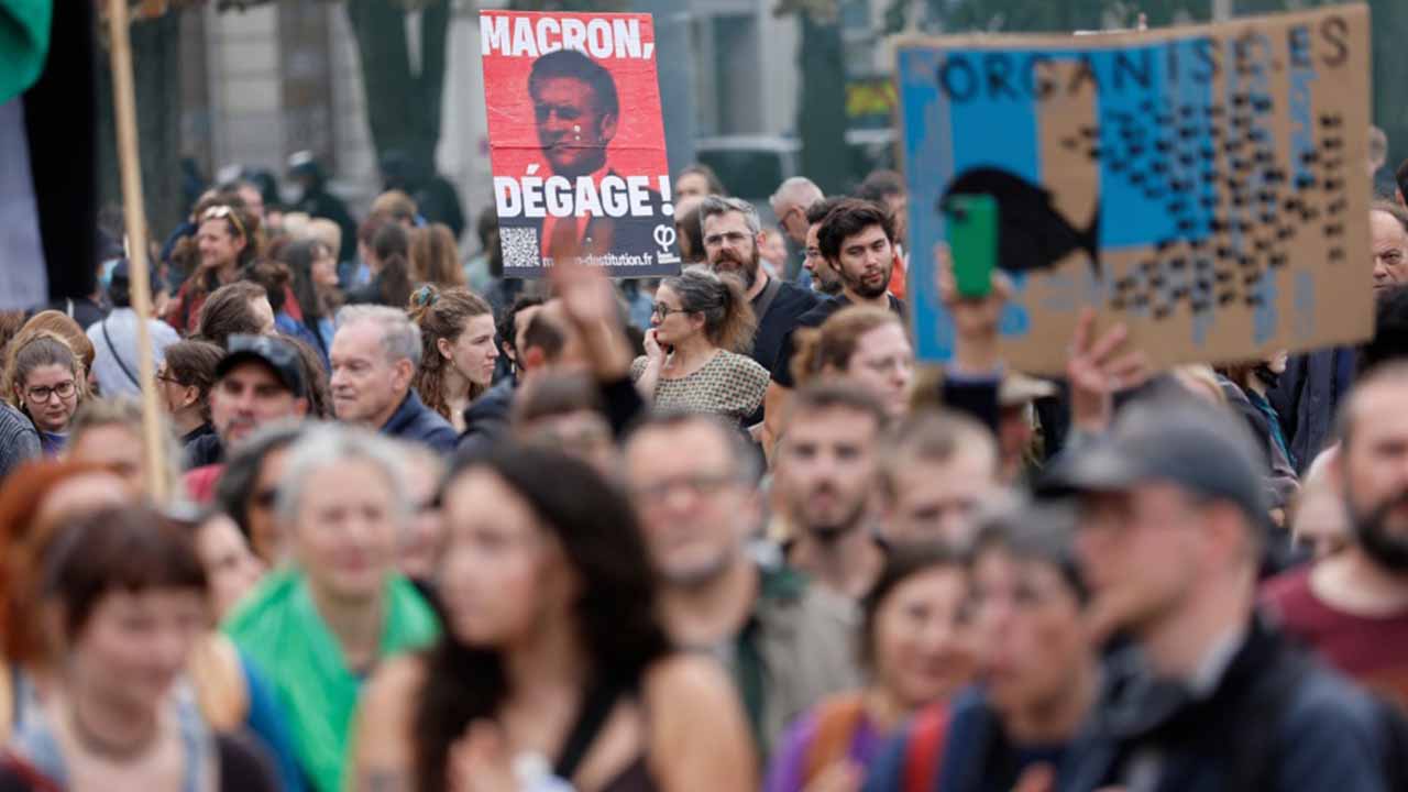 Fransada Siyaset Cikmazda