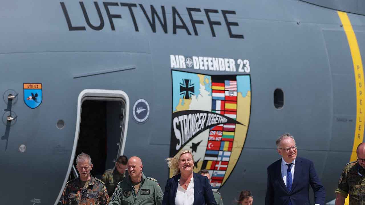 Almanya Rusya Ile Savasa Hazirlaniyor2