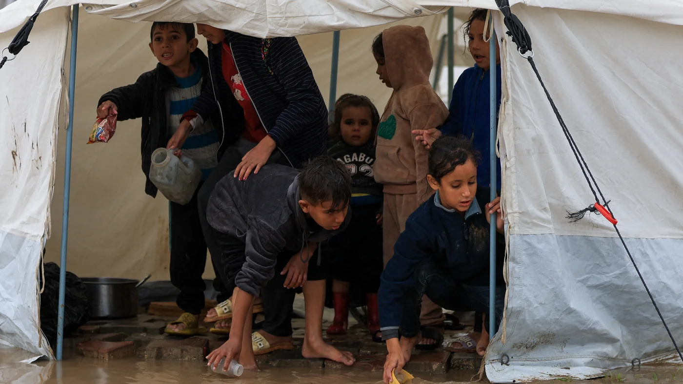 Gazze Çadırlar Fırtına.jpg