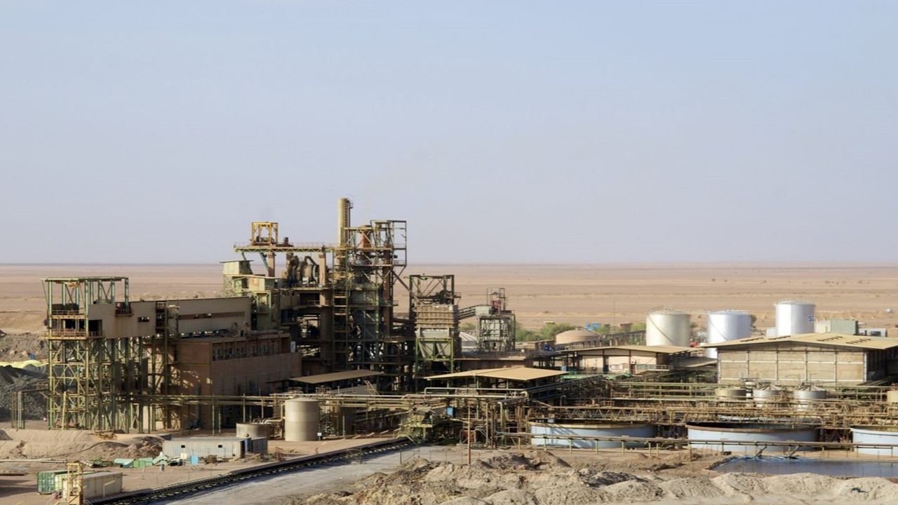 Nijer Kapiyi Gosterdi Fransiz Devletine Ait Oranonun Uranyum Isletme Ruhsati Iptal Edildi Lvpt