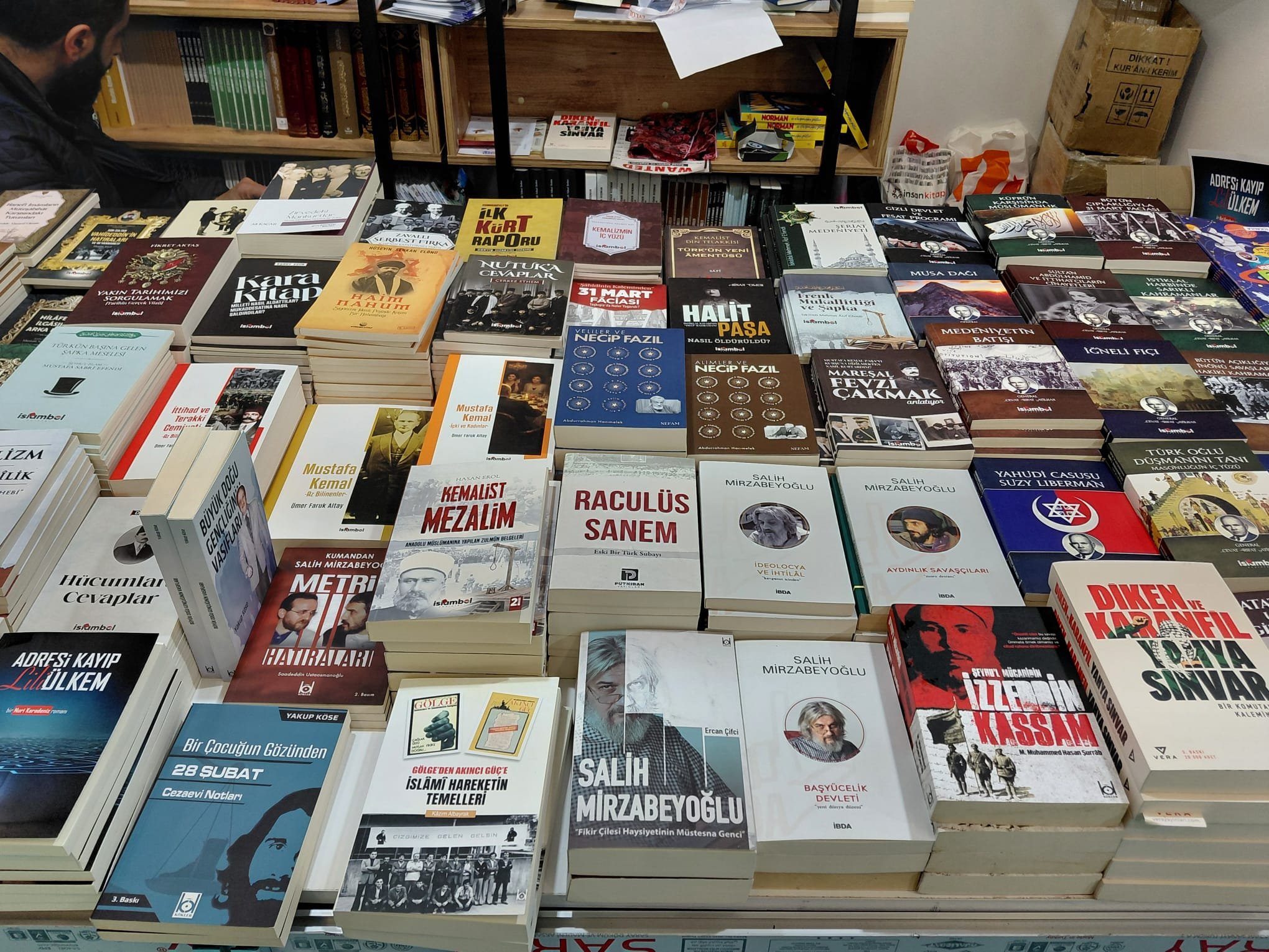 İslambol, Tahkik, İbda ve Büyük Doğu yayınları eserleri Ankara'daki fuarda okuyucularını bekliyor