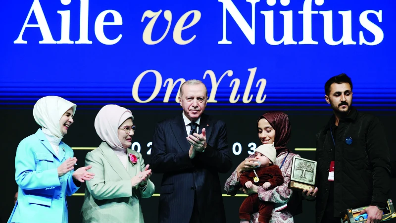 Aile elden giderken iktidar kendi eseriyle yüzleşiyor