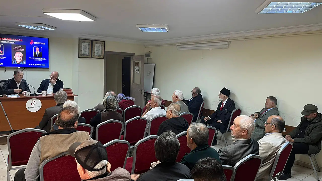 Servervakfı Kazım Albay Kalabalık