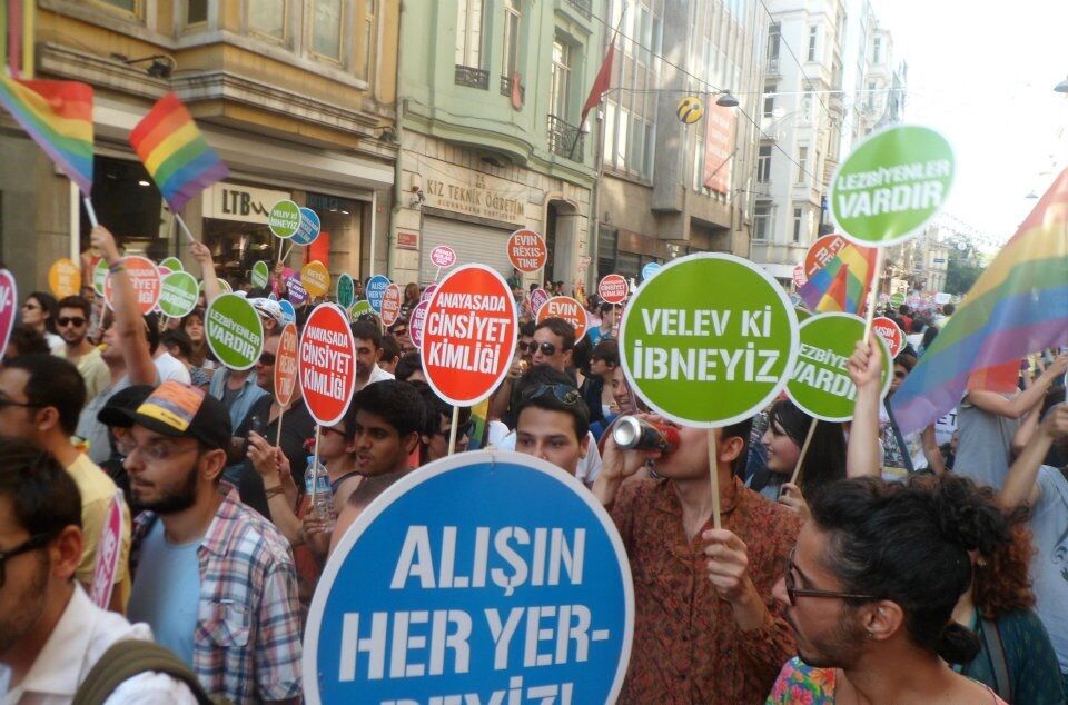 Çağın en büyük tıbbi dolandırıcılığı: Cinsiyet endüstrisi