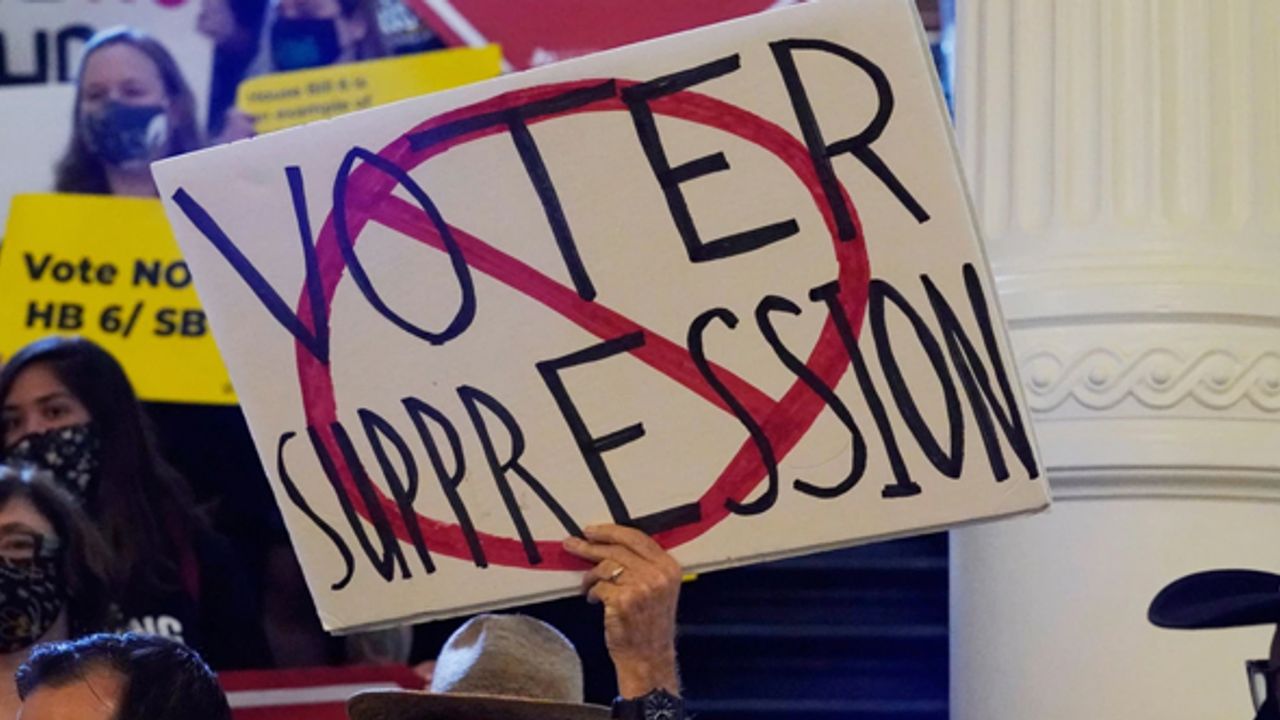 ABD’de Demokratlar seçim reformu oylamasını engelledi