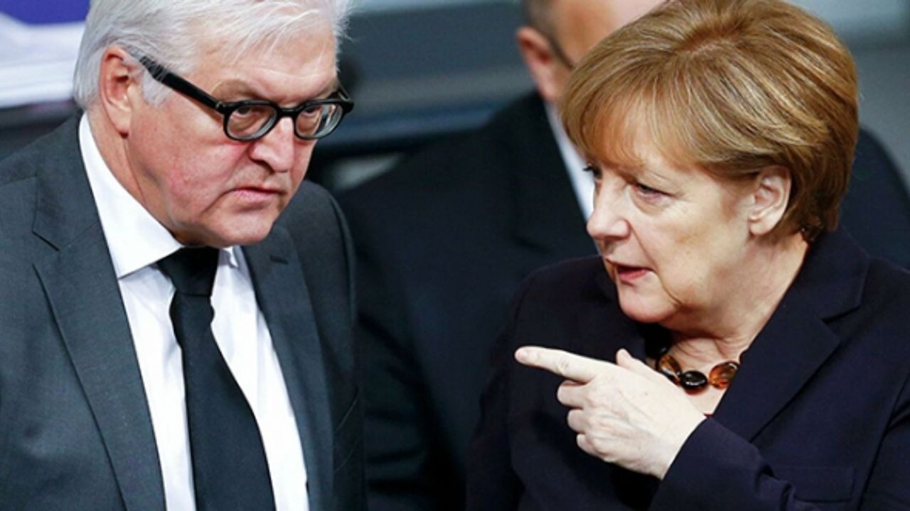 ABD’nin Merkel ve Steinmer’i izlettiği ortaya çıktı