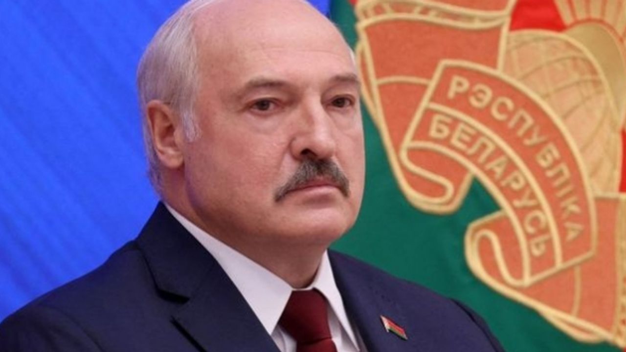 Belarus’tan anayasa hamlesi: Nükleer silah konuşlandırılmasına izin verilebilir!