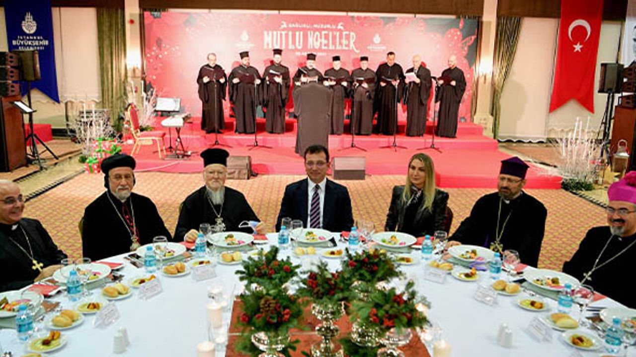 Atasının torunu İmamson'dan Hristiyan toplumların temsilcileri ile Noel yemeği