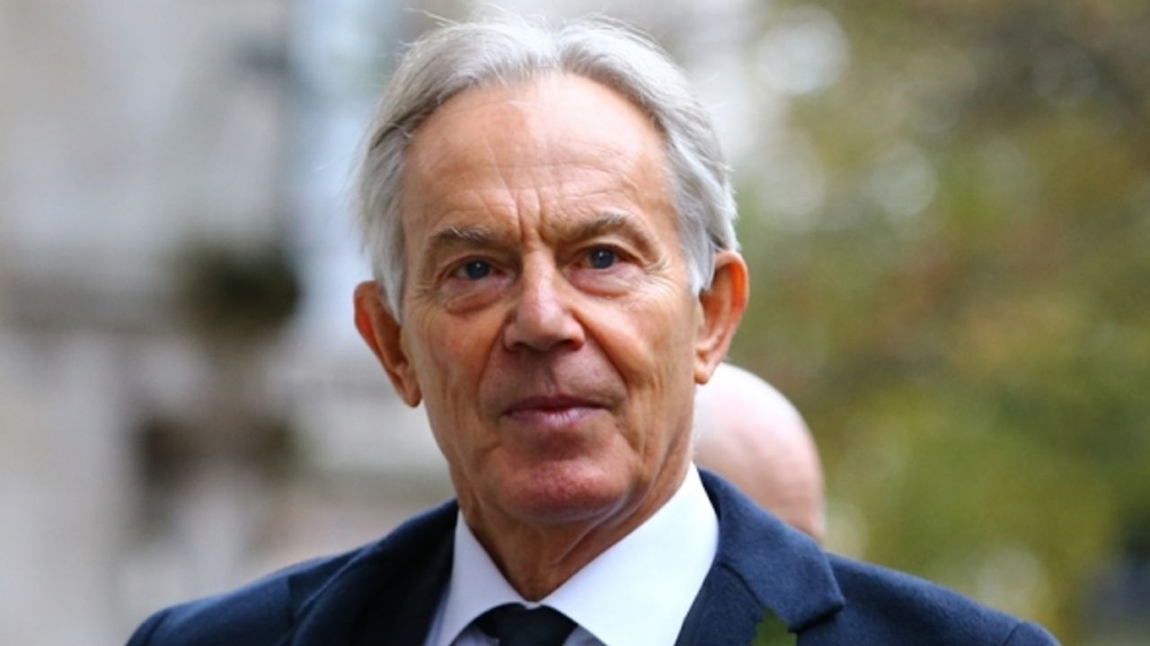 Tony Blair'in şövalyelik unvanının geri alınması için kampanya