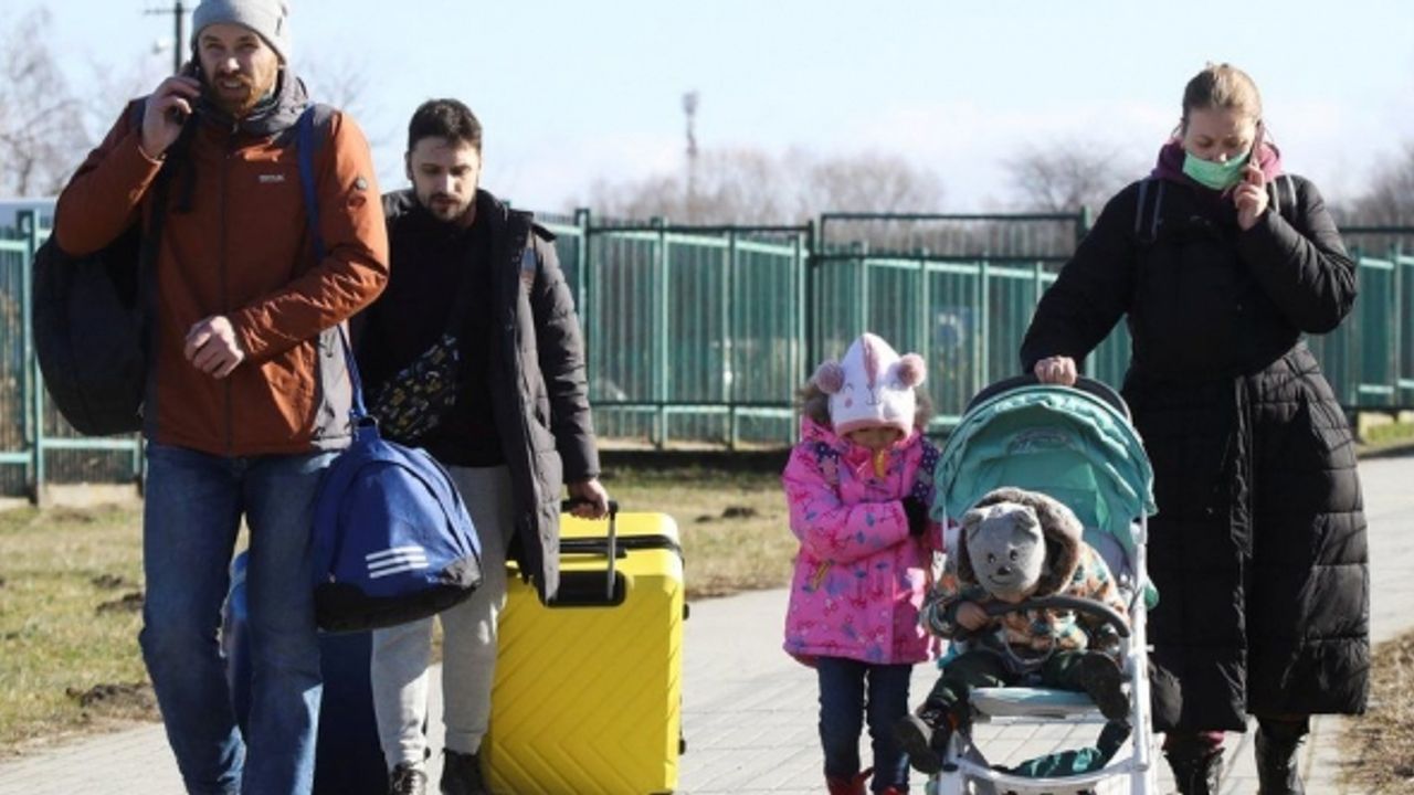 BM: Ukrayna'da en az 726 sivil öldü, 3 milyon 63 bin kişi mülteci konumunda