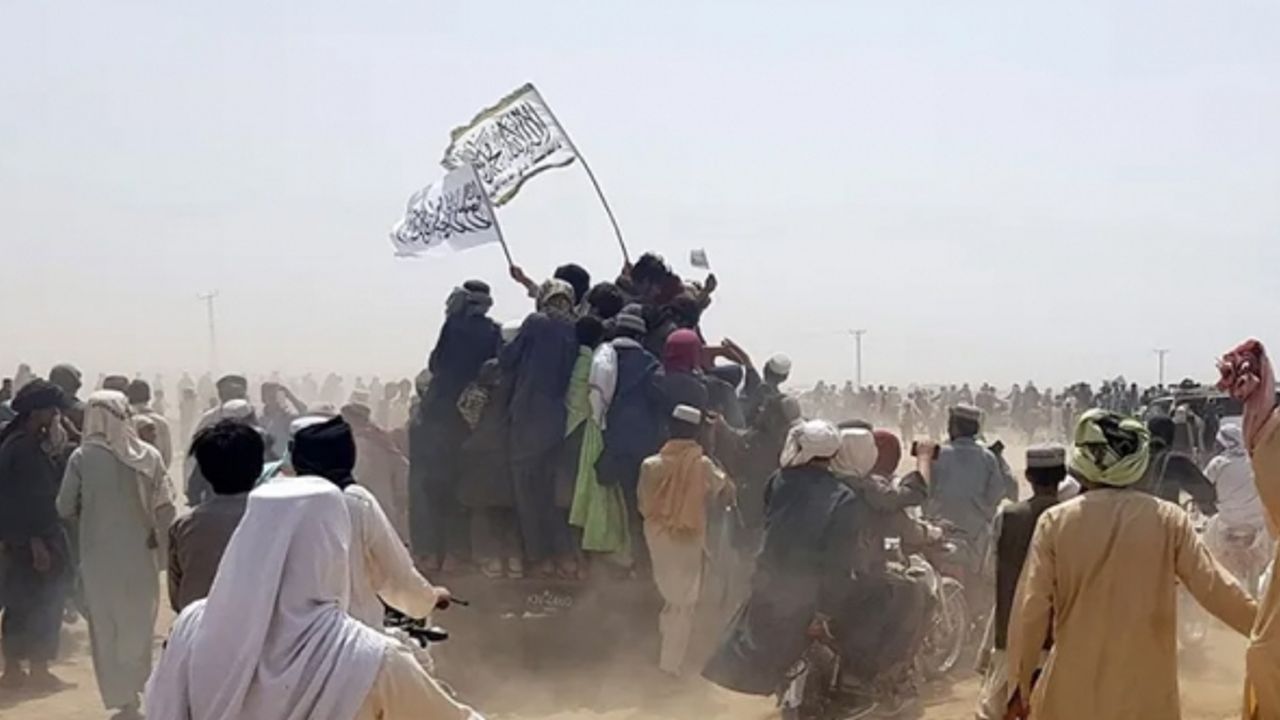 Pakistan ordusu, Amerikan ordusunu aratmıyor