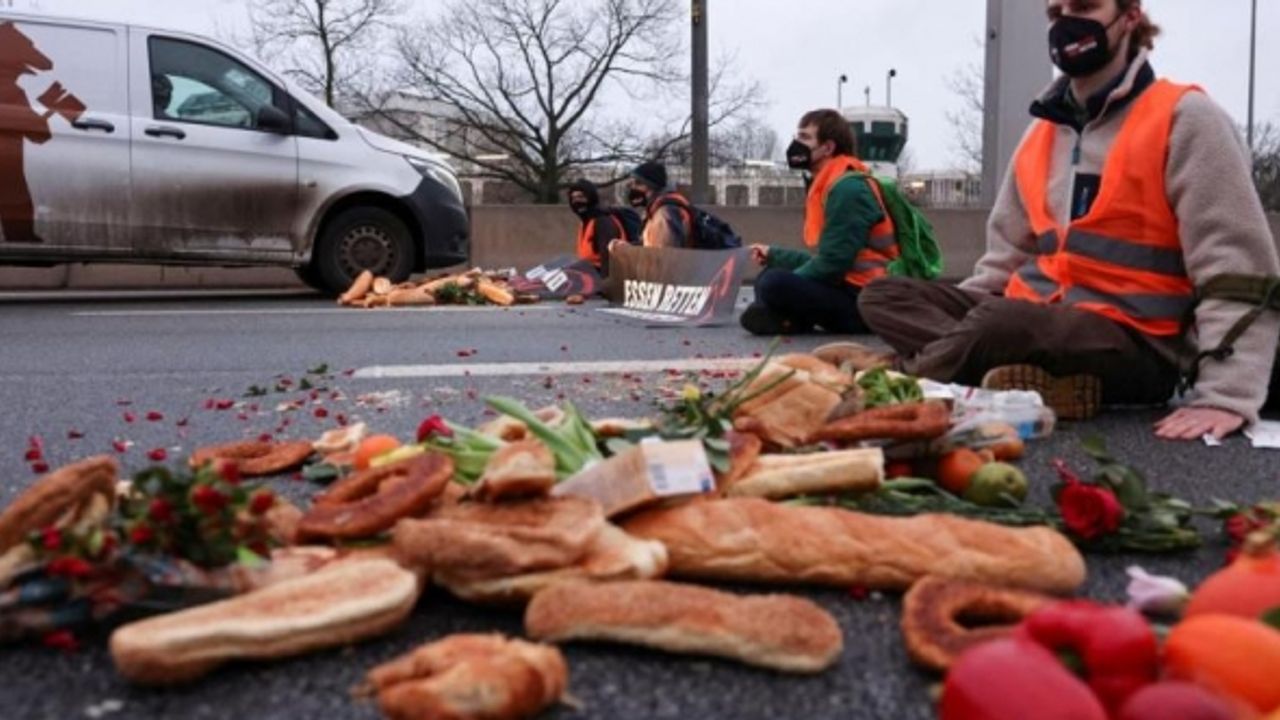 Avrupa ülkeleri her yıl 153 milyon ton gıdayı çöpe atıyor