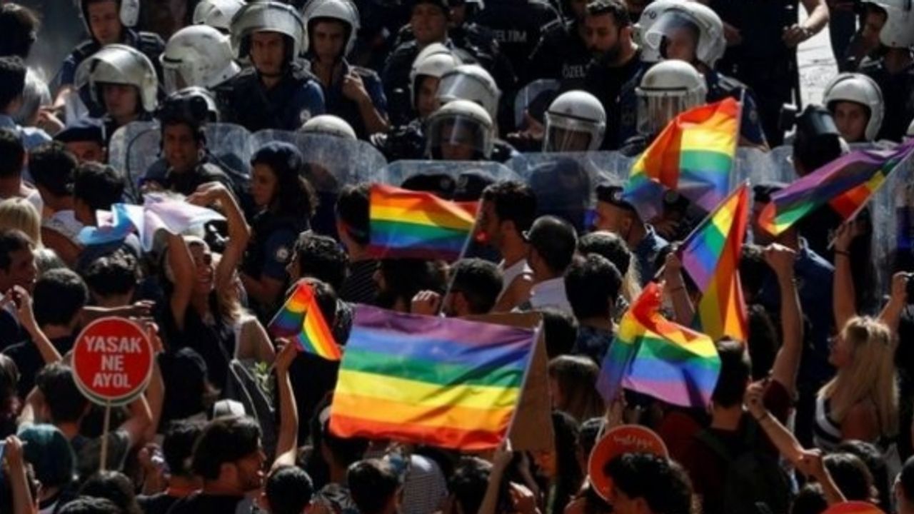 Sapkın LGBT'ye karşı Müslümanlar toplanıyor