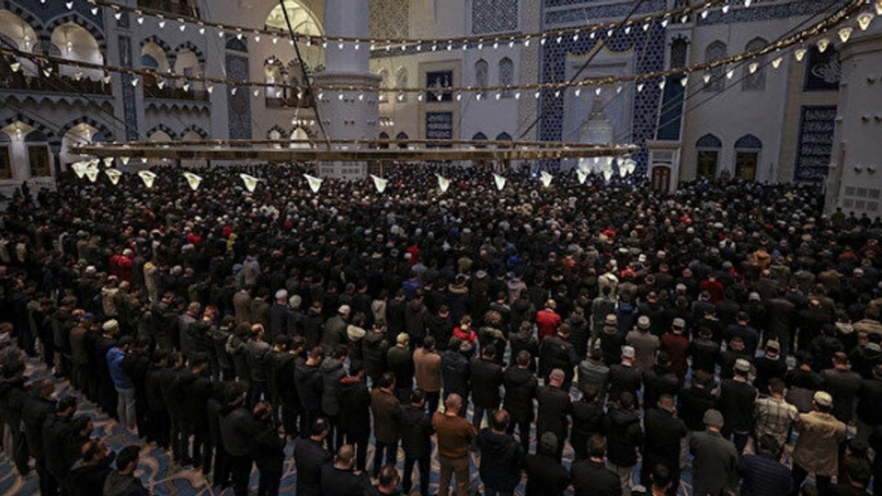 Binlerce imam hatipli Çamlıca Camii’nde buluştu