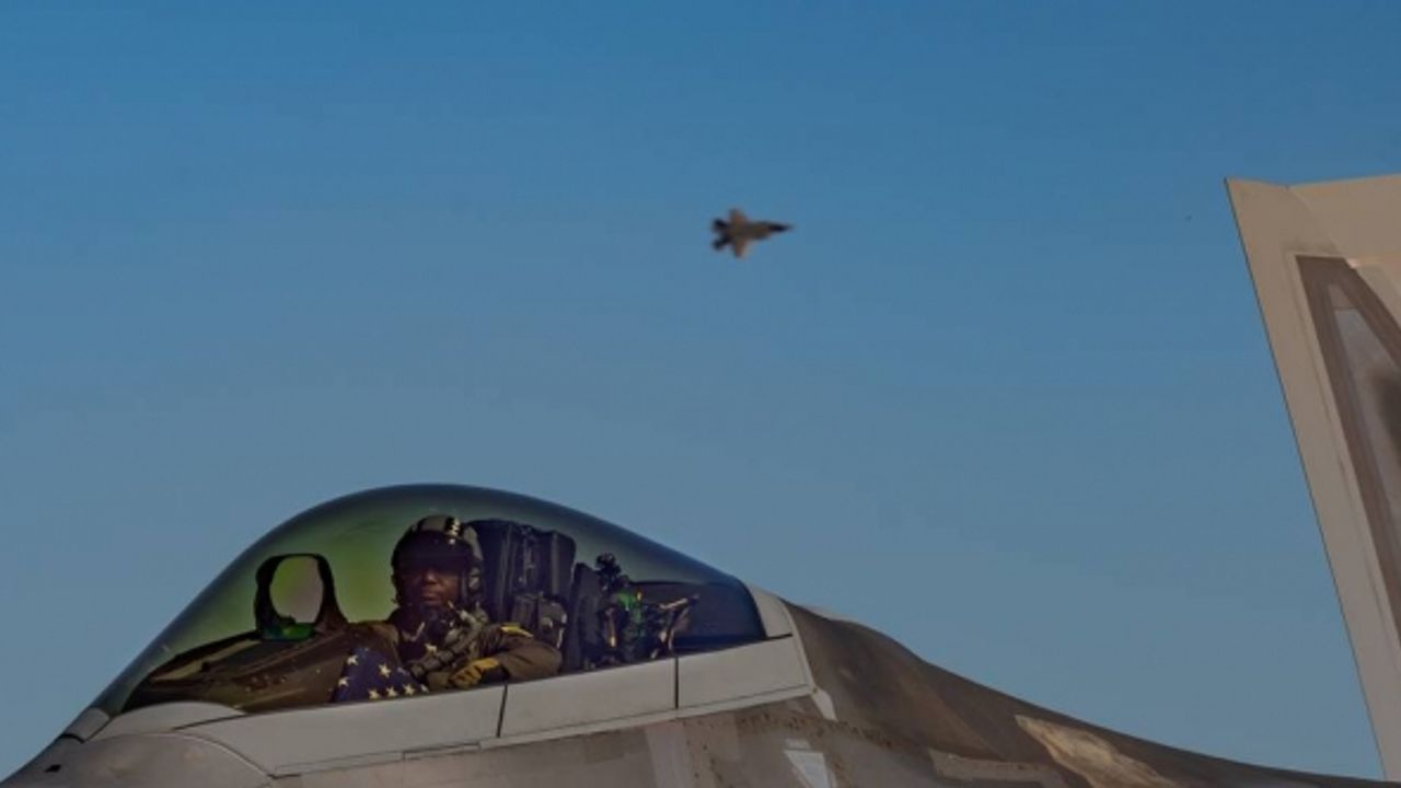 ABD jetleri Kanada üstünde “tanımlanamayan” bir cisim daha vurdu