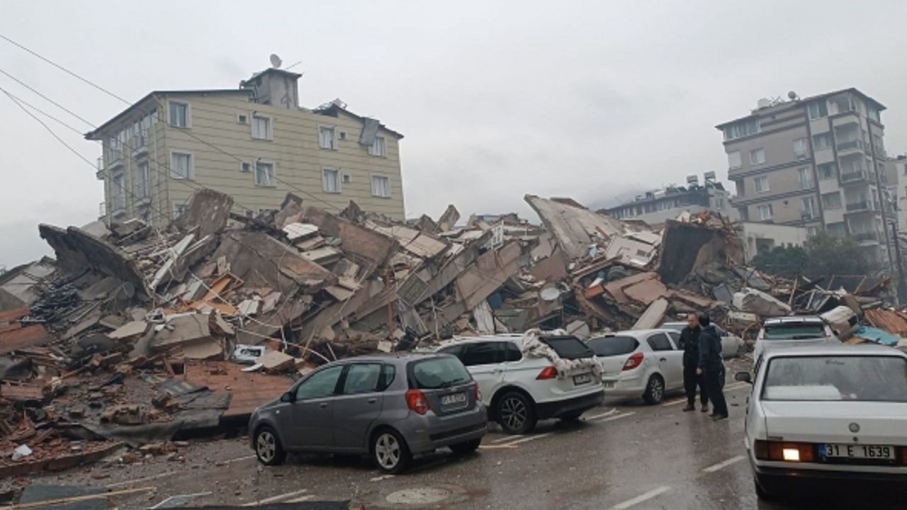 Ankara Cumhuriyet Başsavcılığı'ndan açıklama: Deprem fırsatçılarına karşı soruşturma başlatıldı!
