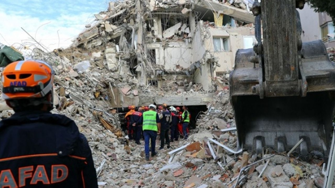 Kahramanmaraş'ta 7,6 büyüklüğünde yeni deprem meydana geldi