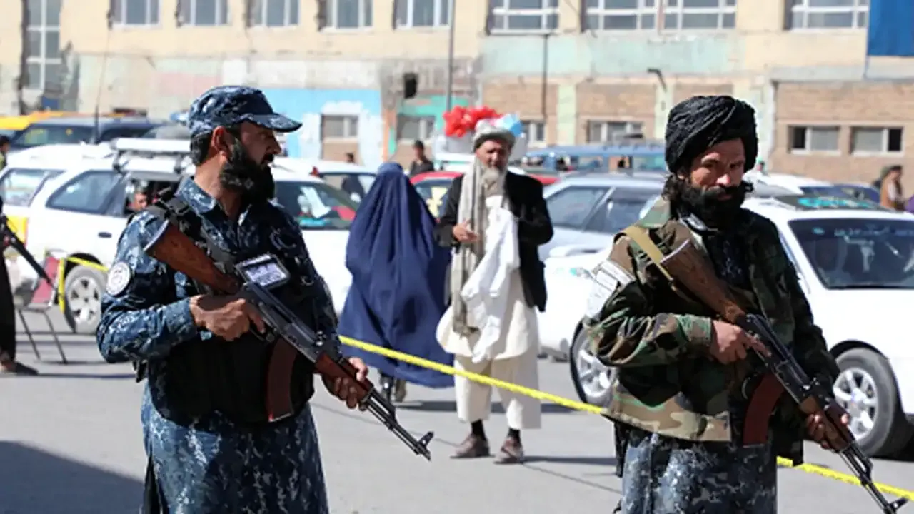 Afganistan’da saldırı: Taliban valisi hayatını kaybetti