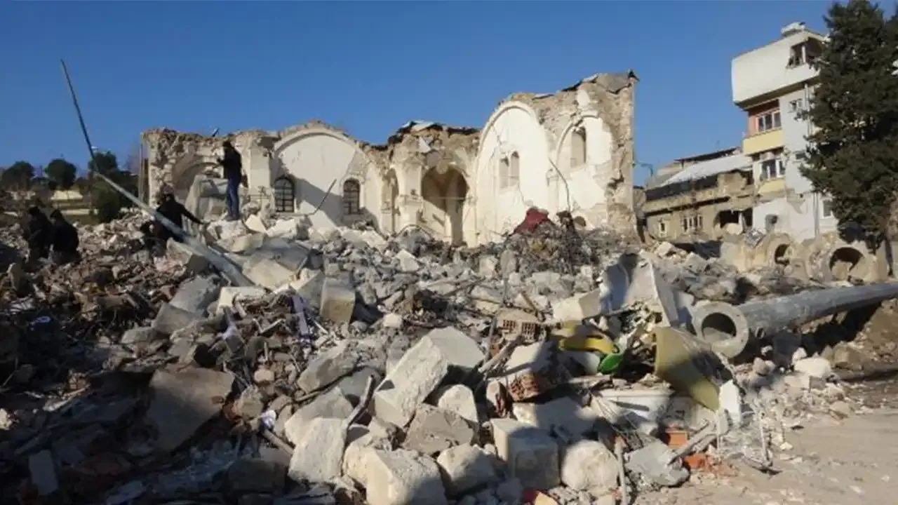 Depremde zarar gören Adıyaman'daki Ulu Cami restore edilecek