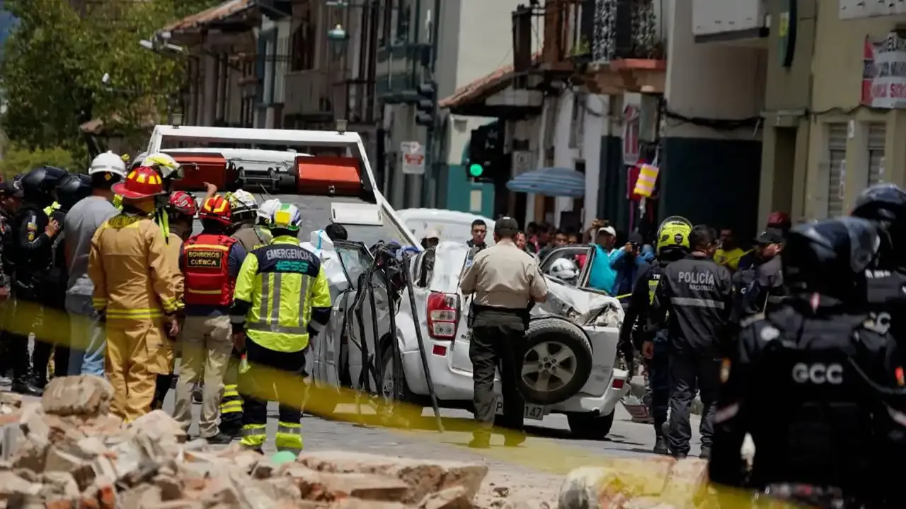 Ekvador’daki depremde 15 kişi hayatını kaybetti, 400 kişi de yaralandı