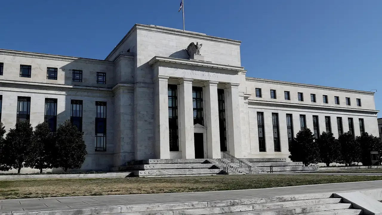 Fed'in bilançosunda 300 milyar dolarlık artış