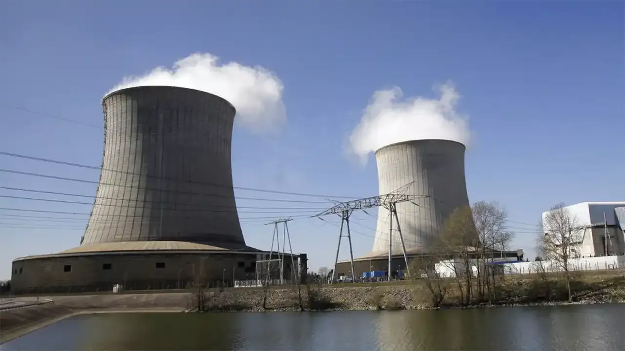 Fransa'da nükleer santralde çatlak