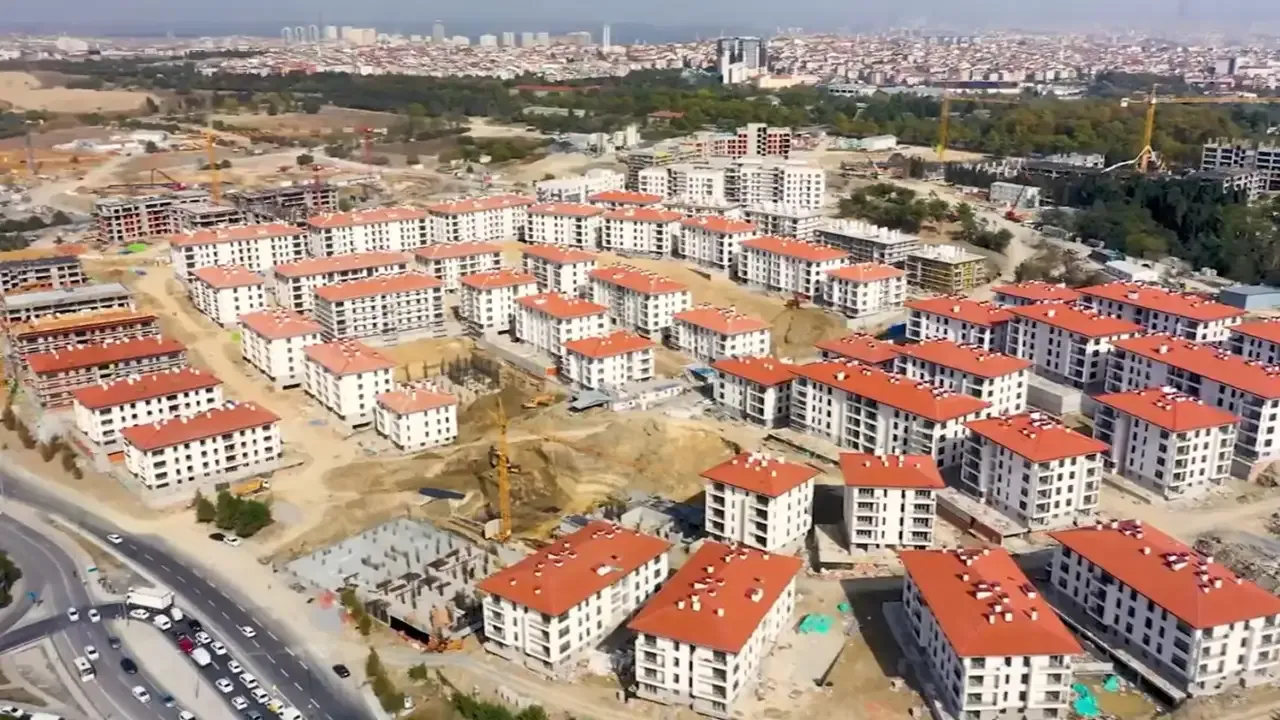 Kentsel dönüşüm: İstanbul'da risksiz bina yüzde 10-20 civarında
