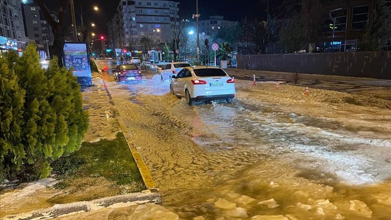 Antep'e tarihinin en yüksek yağışı düştü