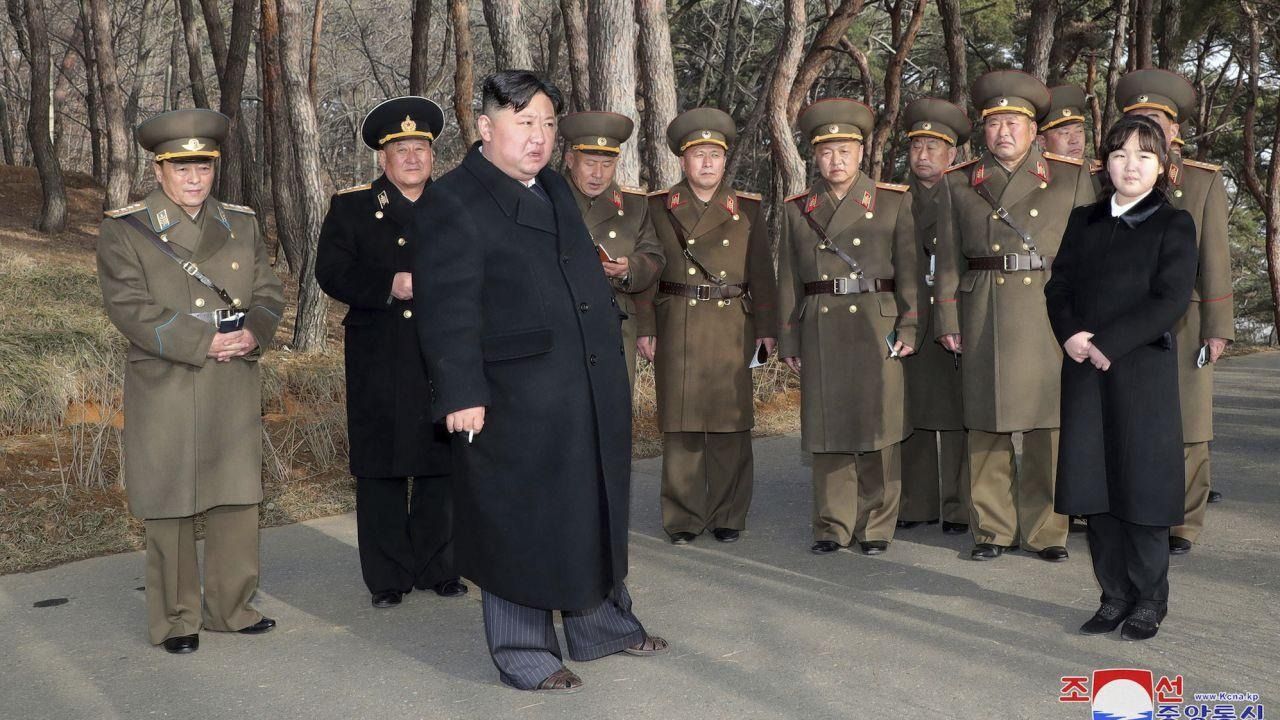 Kim Jong-un'dan orduya "gerçek bir savaşa" hazırlanma talimatı