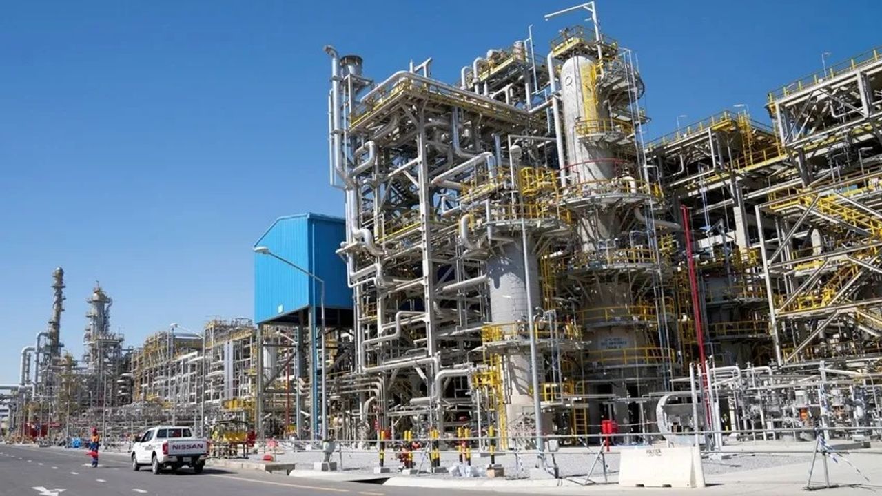Kuveyt'te petrol sızıntısı: Şirket 'acil durum' ilan etti