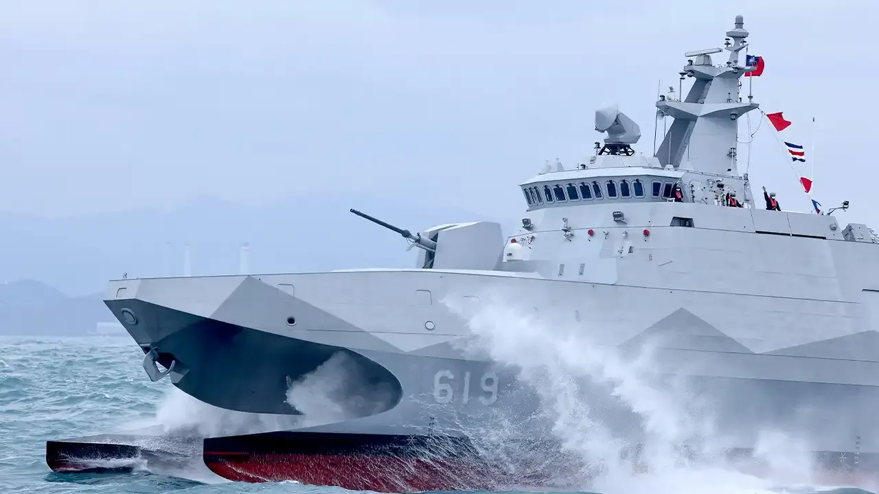 Tayvan: Ada çevresinde Çin'e ait 26 hava aracı ve 4 gemi tespit edildi