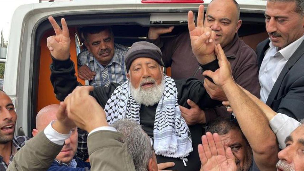 'Tutsakların Şeyhi’ olarak anılan Filistinli Şubeki serbest bırakıldı