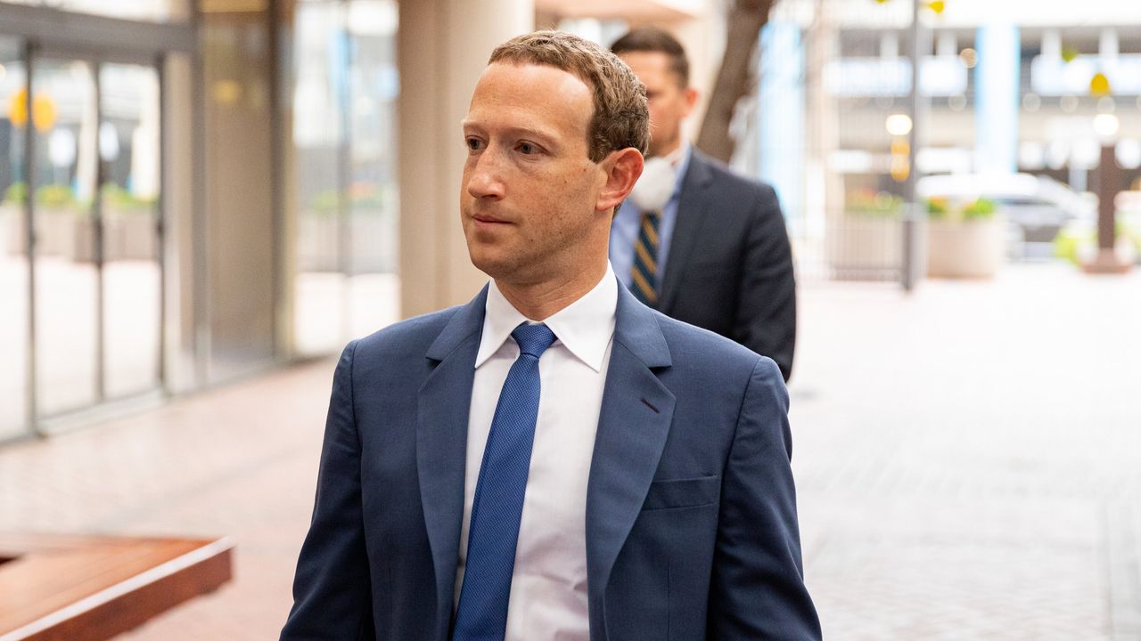 Meta CEO'su Zuckerberg, 10 bin çalışanını işten çıkaracak