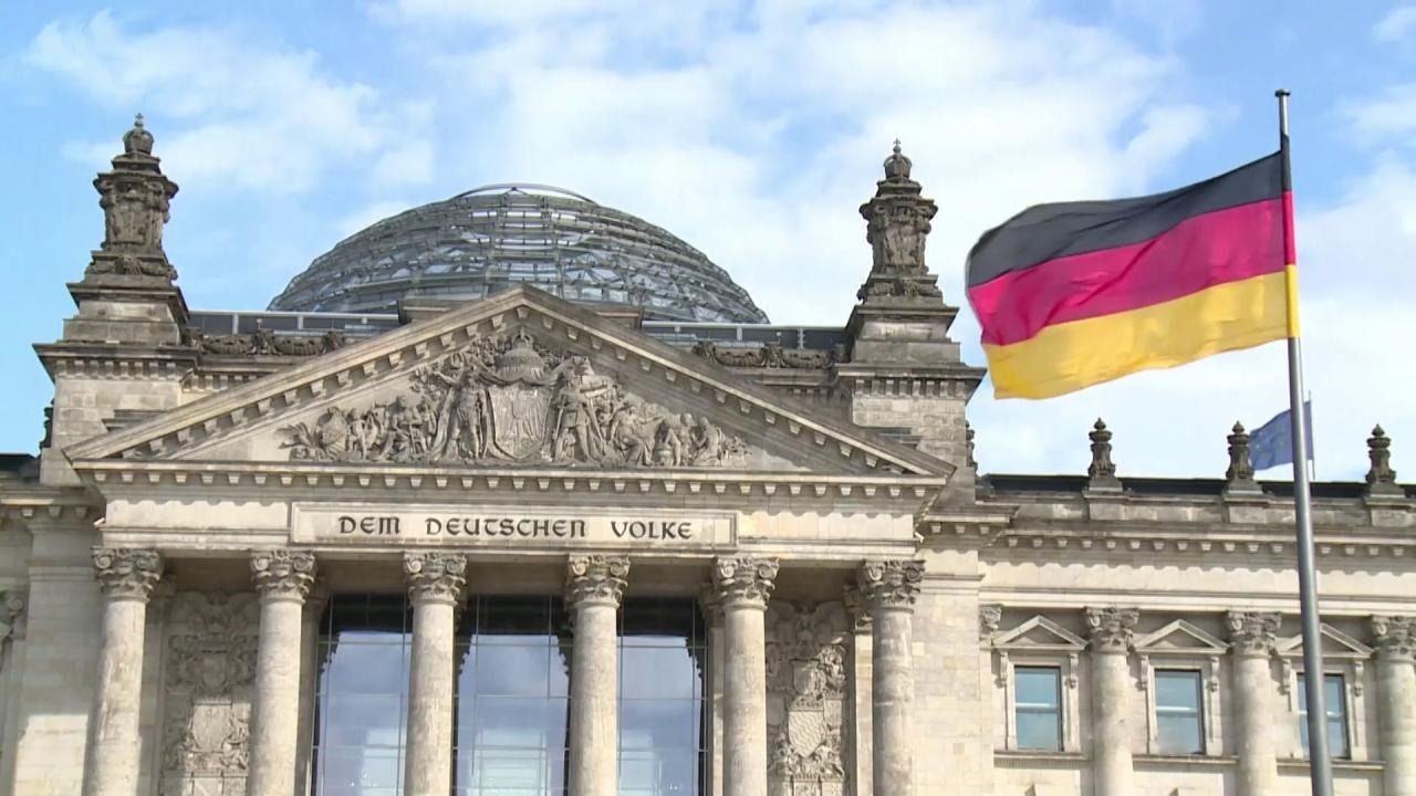 Almanya hükümetinden çatlak sesleri geliyor