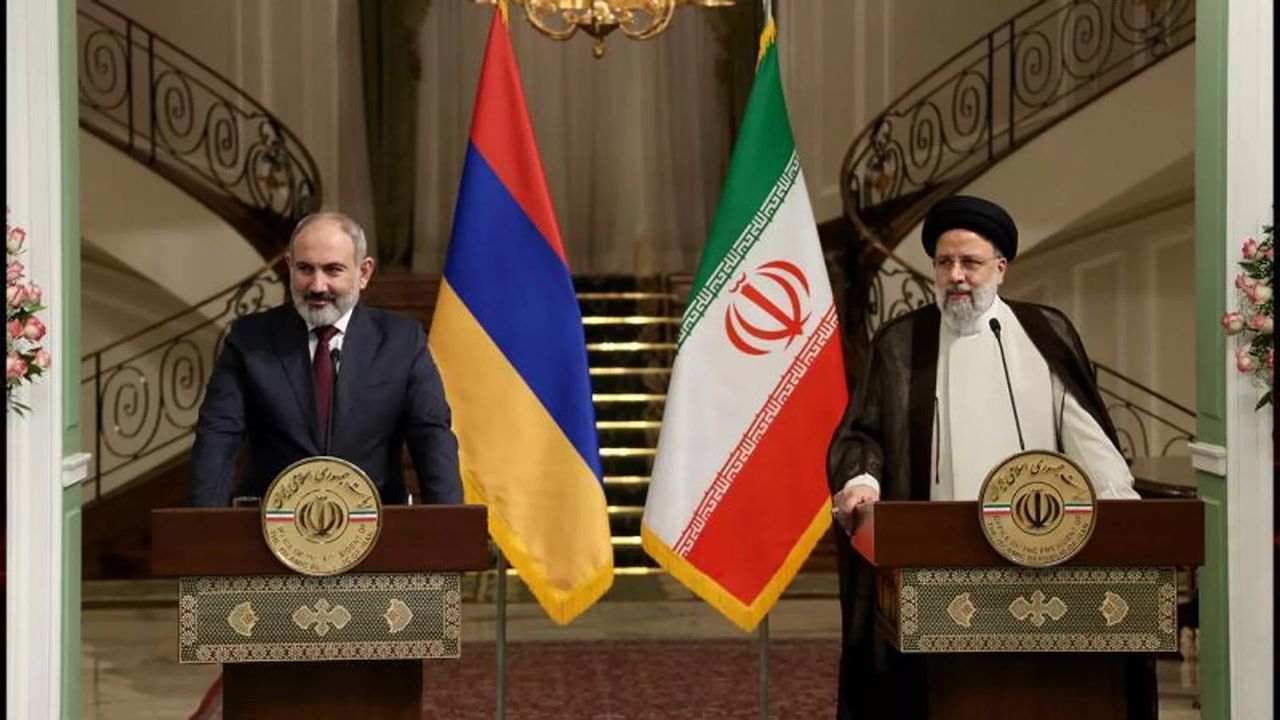 İran Cumhurbaşkanı Reisi ile Ermenistan Başbakanı Paşinyan ikili ve bölgesel konuları görüştü