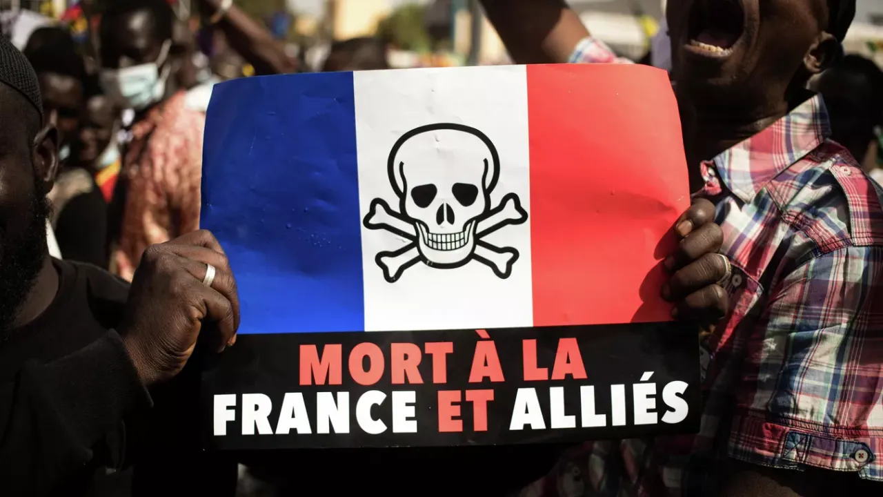 Mali'de Fransızca resmi dil olmaktan çıktı