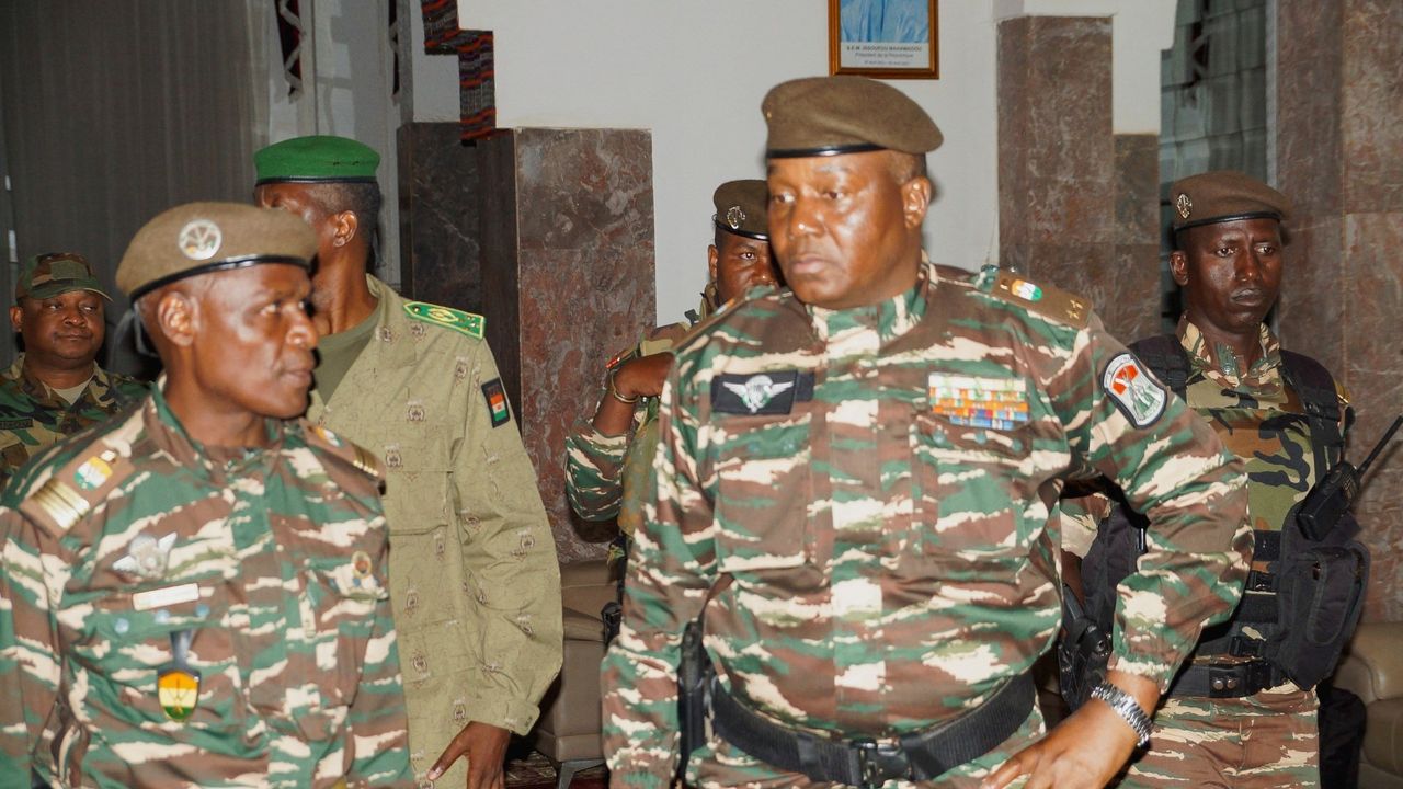 Afrika Birliği’nden Nijer ordusuna ‘anayasal düzene’ dönülmesi için 15 gün süre