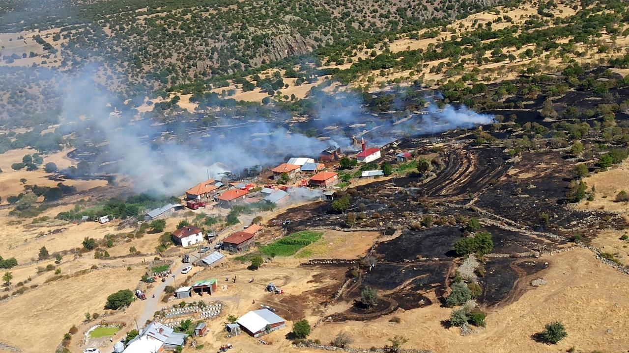Bolu'daki yangın söndürüldü: 35 dönüm otluk alan zarar gördü