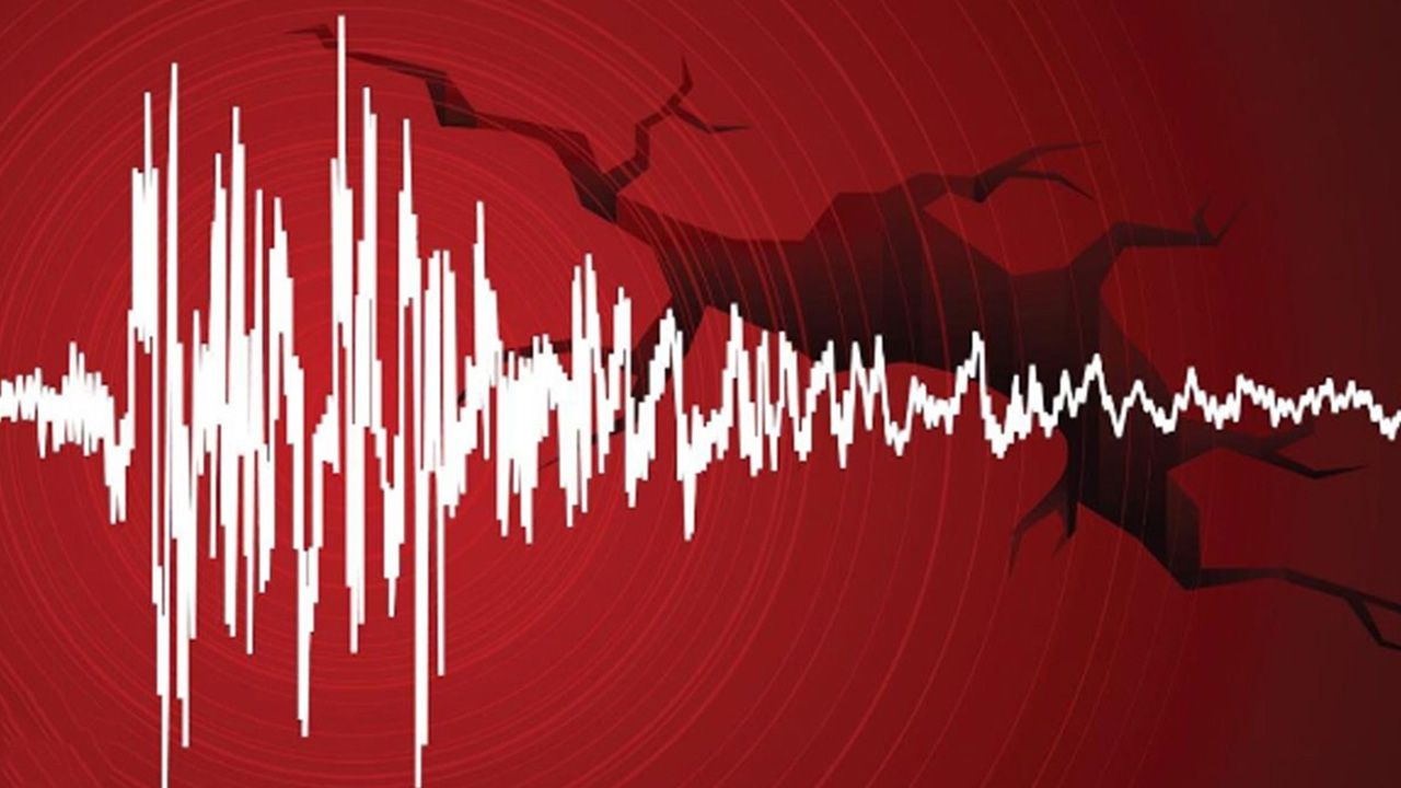 Marmara Denizi'nde 4,1 büyüklüğündeki deprem İstanbul'da da hissedildi