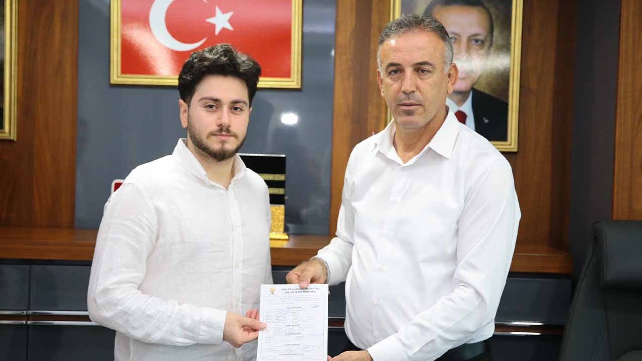 Selim Akduman istifa ederek AK Parti'ye katıldı: Zafer partisi İslam düşmanlığına doğru evrildi