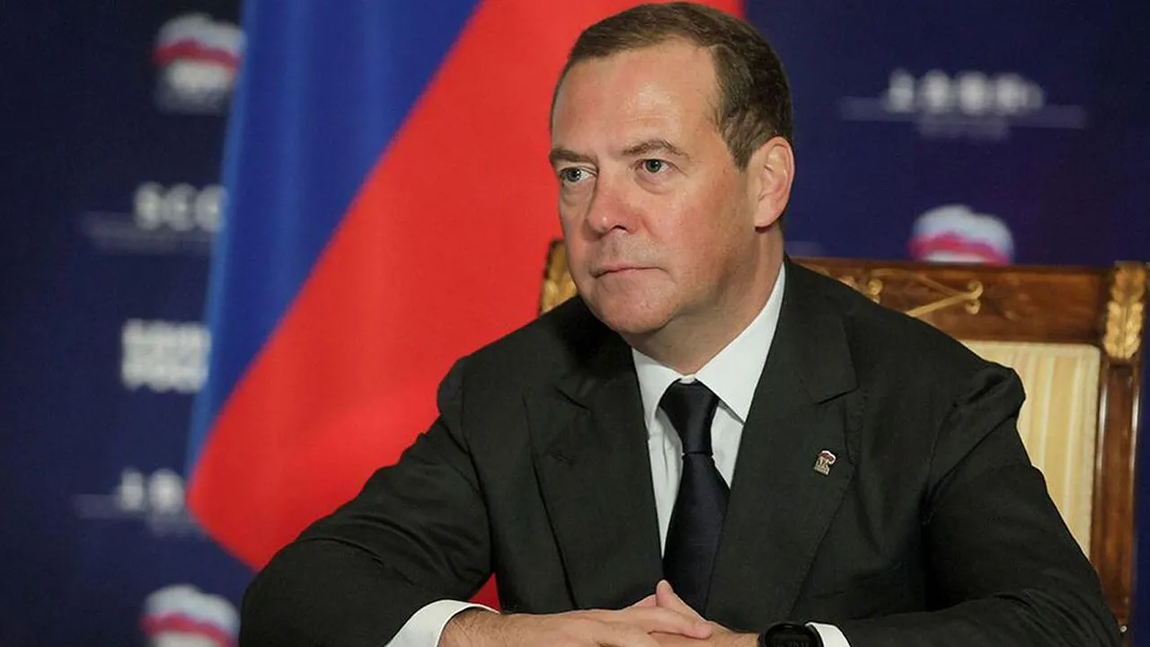 Dmitri Medvedev'den 11 Eylül çıkışı: Daha kötüsü olacak