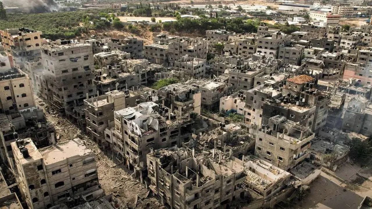 Gazze: İsrail saldırılarının başladığı günden beri Gazze'ye hiç yakıt girmedi