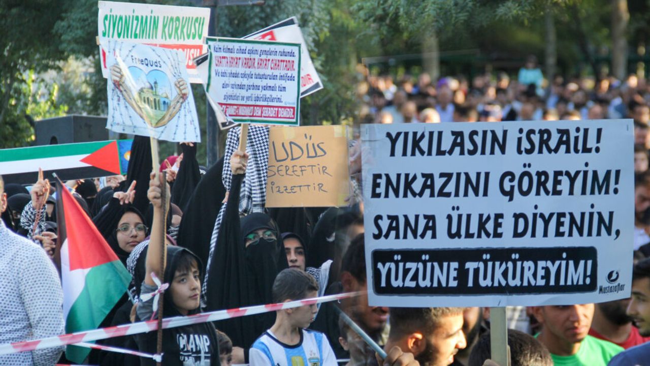 Diyarbakır'da HÜDA PAR'dan Filistin'e destek mitingi