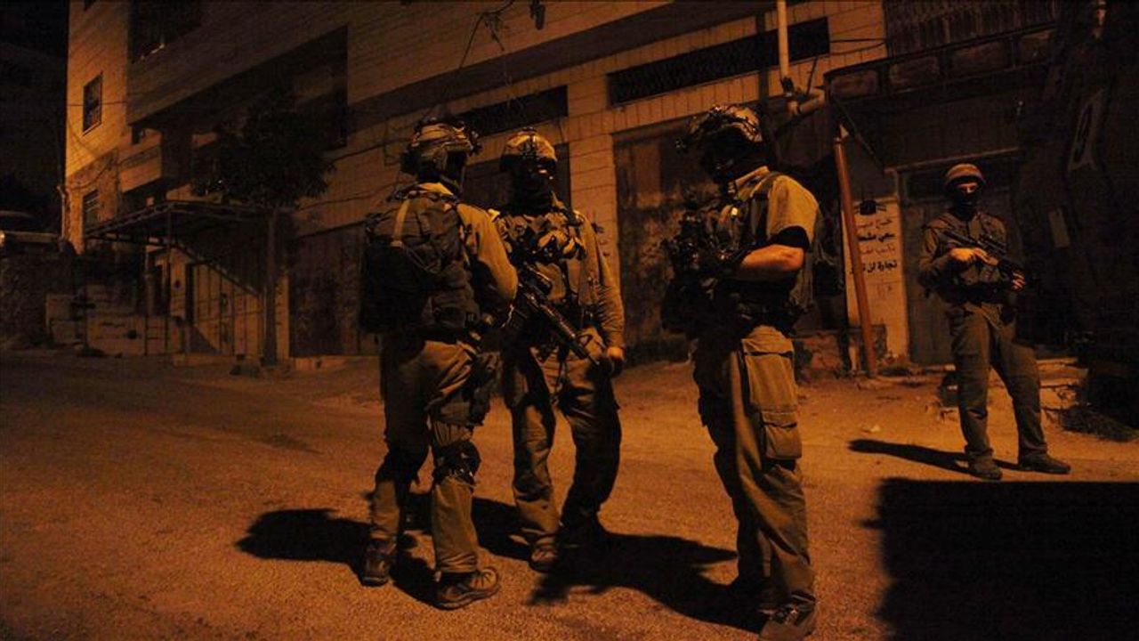 Terörist Yahudiler Batı Şeria'da 47 Filistinliyi gözaltına aldı