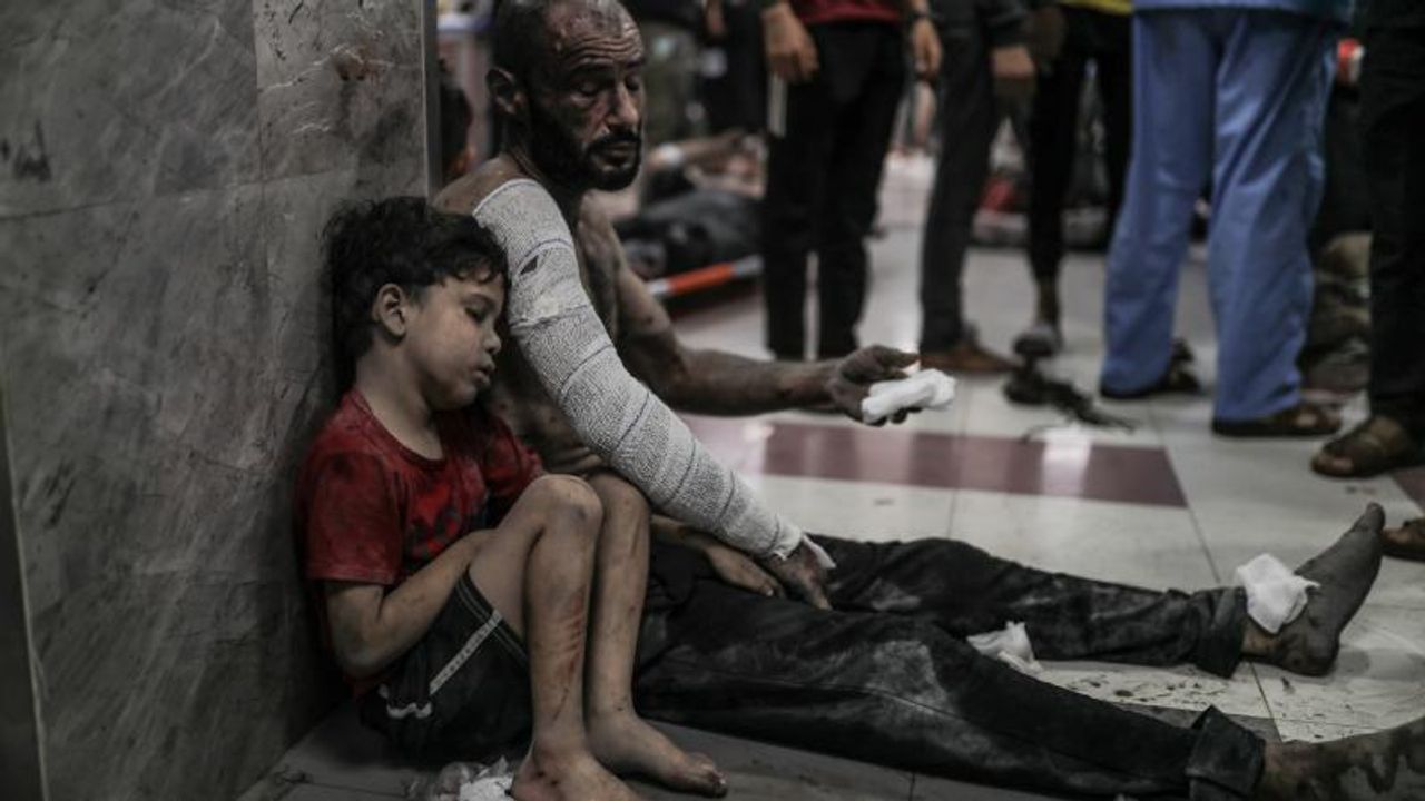 Gazze'den 61 hasta ve 49 refakatçi daha Mısır'a getirildi