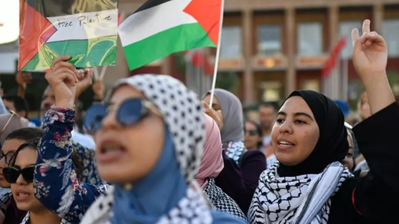 Fas Parlamentosu önünde İsrail protestosu