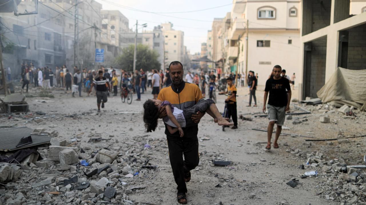 Terörist Yahudiler, Gazze'de 2 günde 240 kişiyi katletti