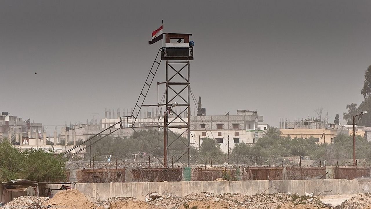 Siyonist İsrail Gazze'nin Mısır sınırını ele geçirmeyi hedefliyor